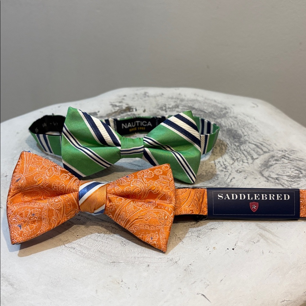 Bundle of NWT Orange Saddlebred and EUC Green Nautica Silk Adjustable Bowties